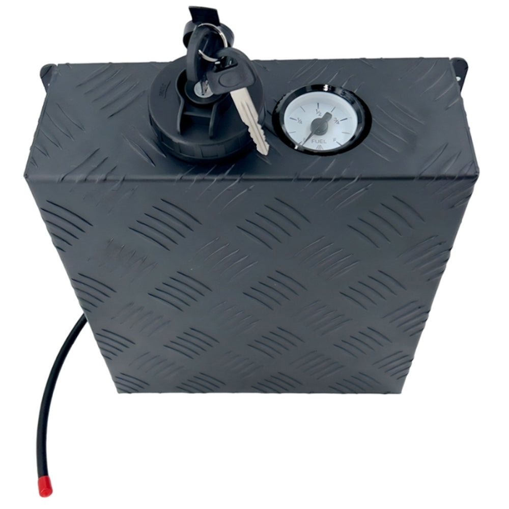 Au Focus Black Gen4 Checker Fuel Tank Cover