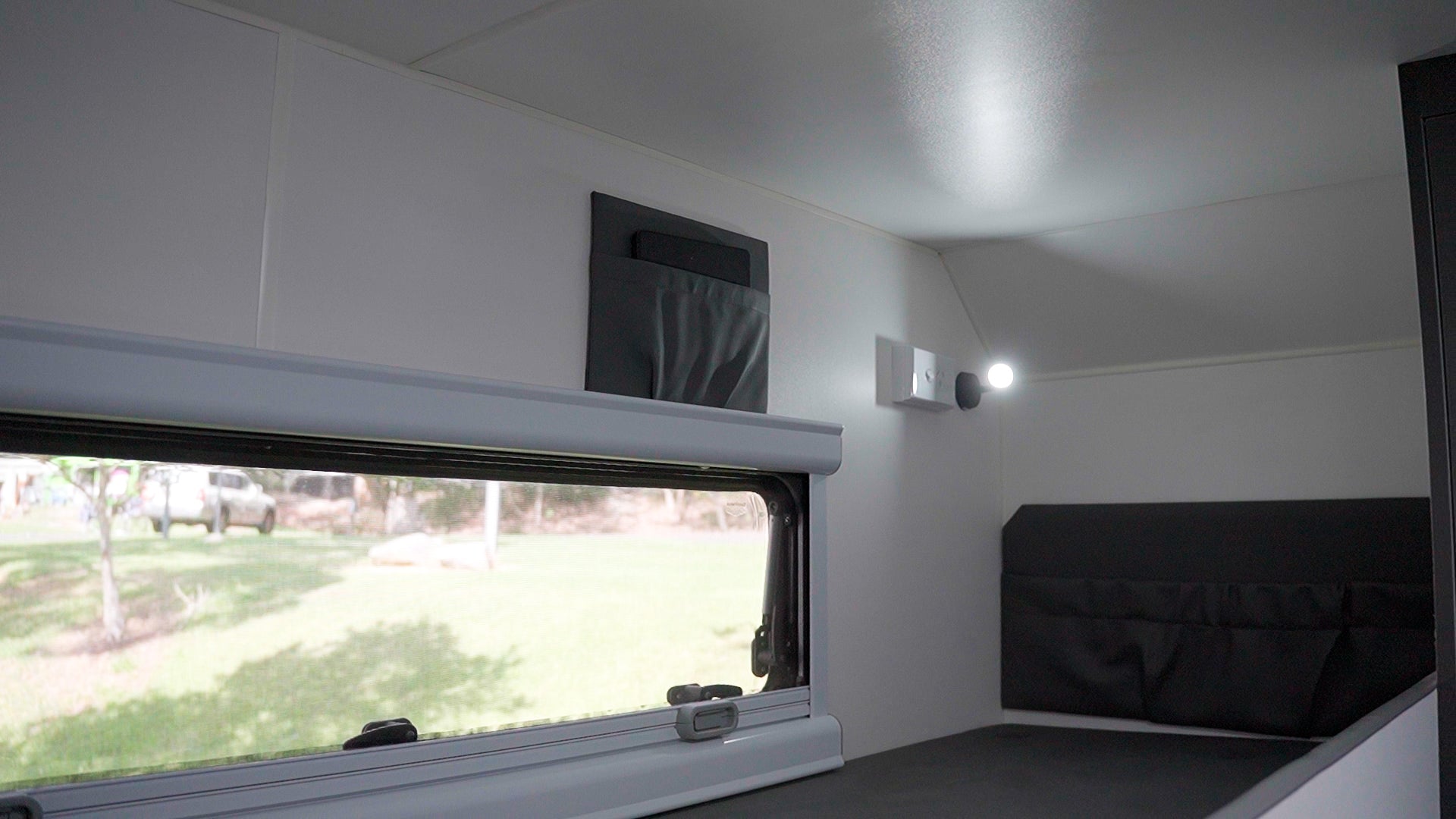 Vinyl Caravan Wall Storage Pocket - Mini (28x20cm)