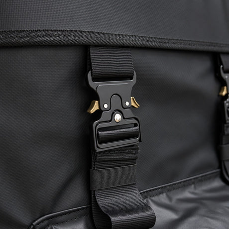 Close up of the metal buckle on the Promore Products Premium Spare Tyre Bag lid strap